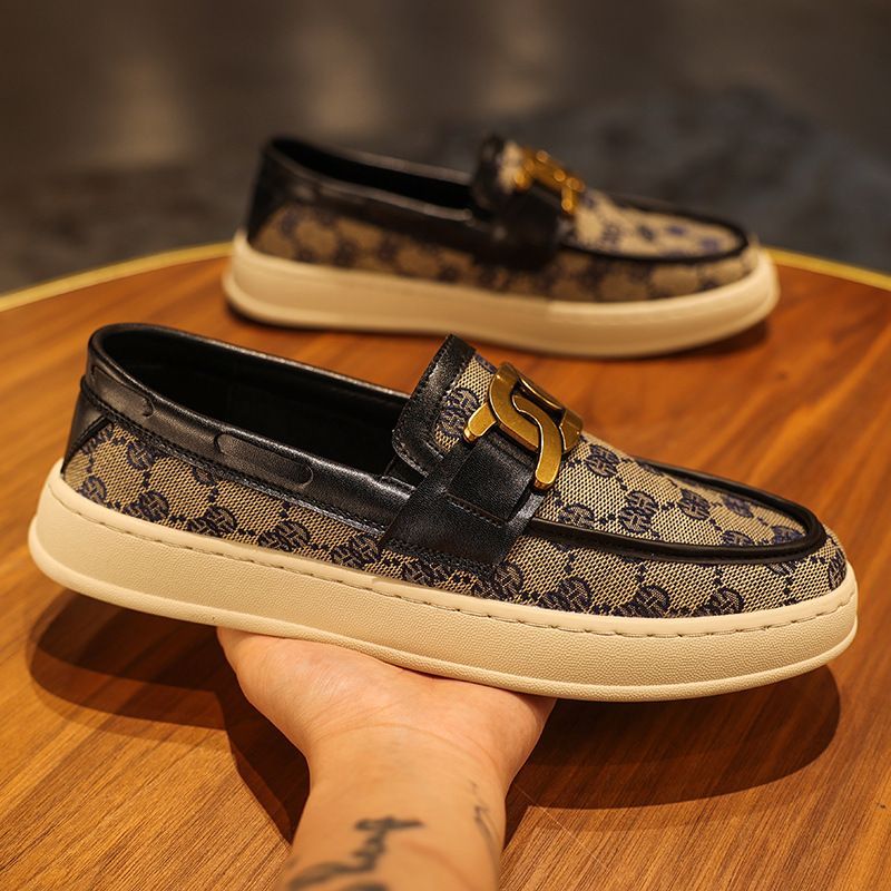 Men's Breathable Slip-On Canvas Loafers.