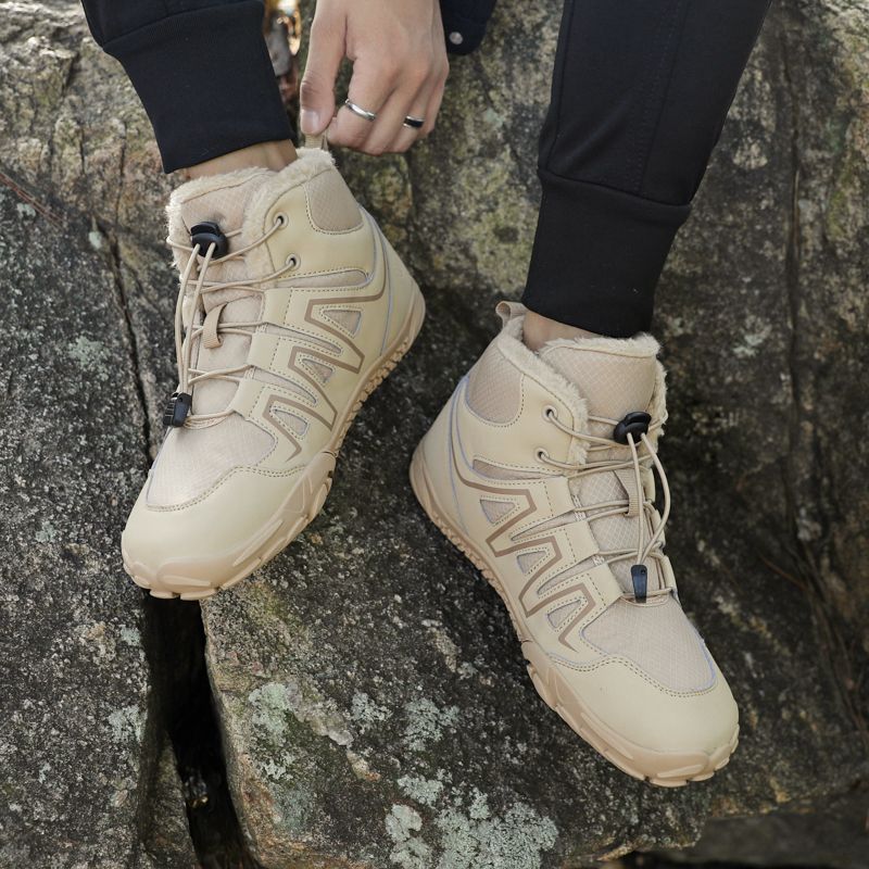Men's Waterproof Winter Hiking Boots with Fur Lining.