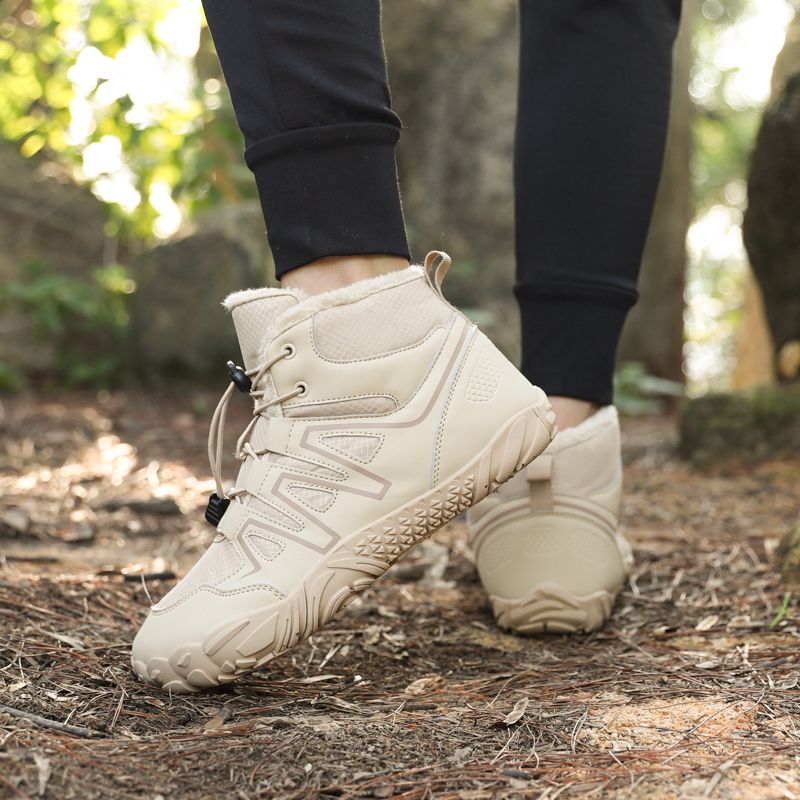 Men's Waterproof Winter Hiking Boots with Fur Lining.