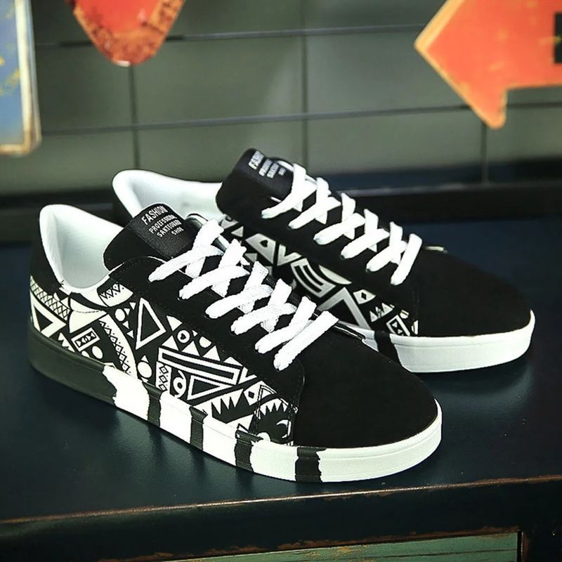 Men's Breathable Canvas Summer Sneakers.