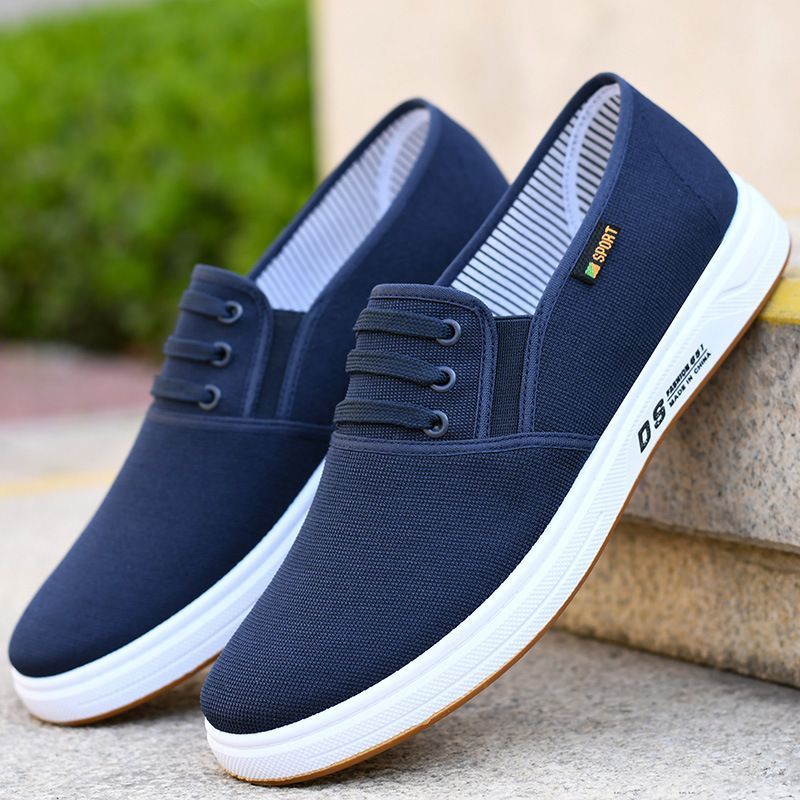 Man Sports Shoes Sneakers Mesh Versatile Slip Resistant Footgear.