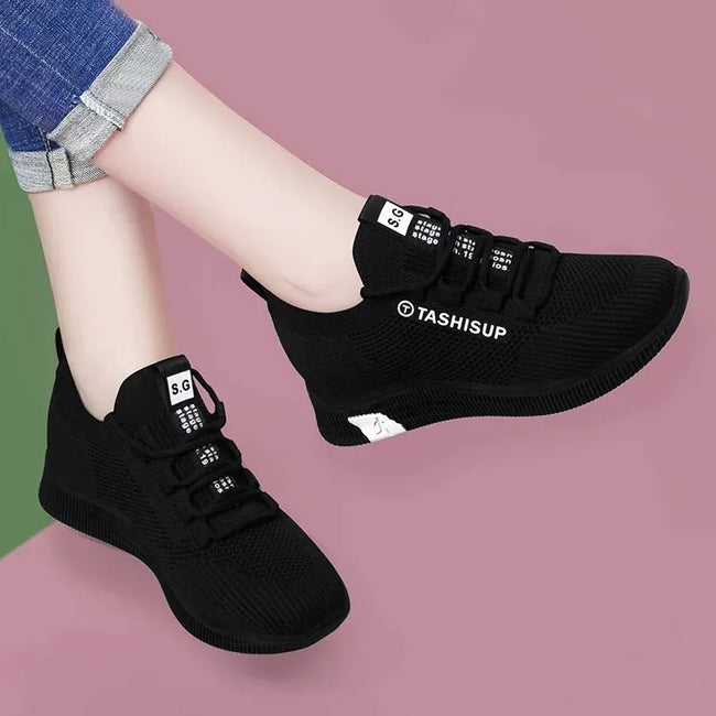 Breathable Women's Sports Sneakers - Lightweight & Non-Slip.