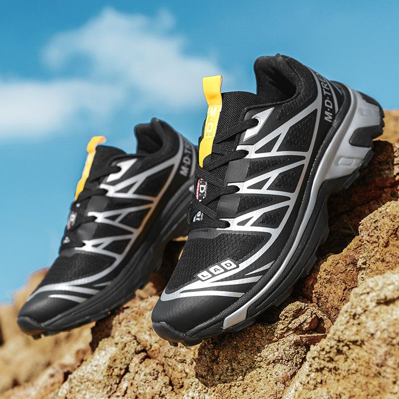 Men's Waterproof Winter Hiking Boots.