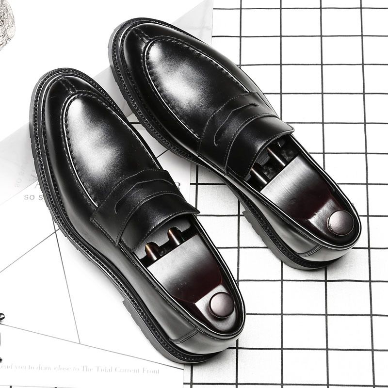 Men's Breathable Leather Loafers - Style & Comfort.
