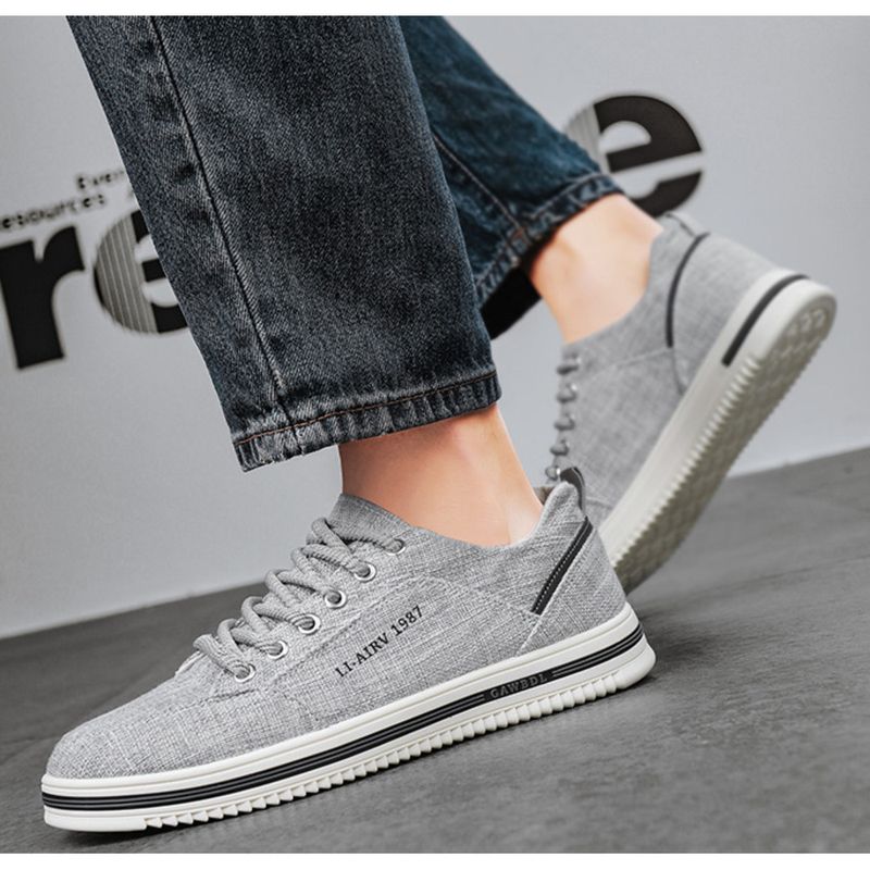 Men's Breathable Summer Canvas Shoes.