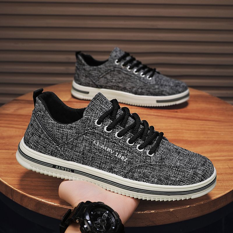 Men's Breathable Summer Canvas Shoes.