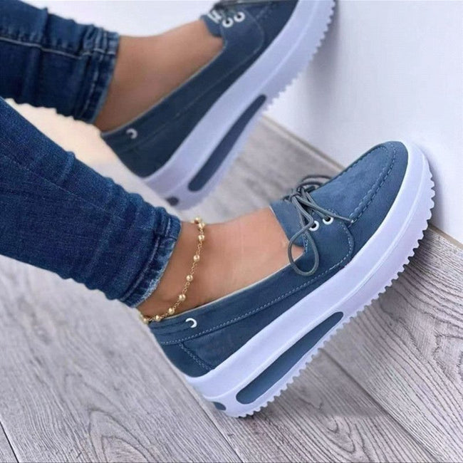 Plus-Size Lace-Up Casual Comfort Shoes.