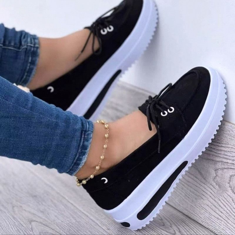 Plus-Size Lace-Up Casual Comfort Shoes.