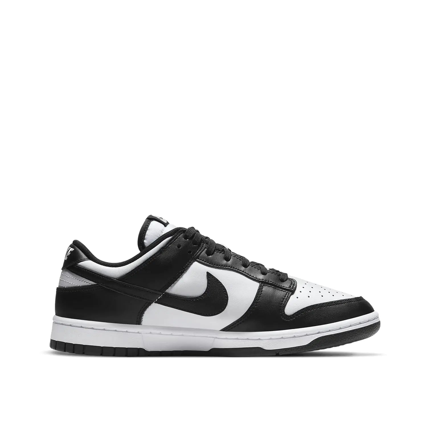 Nike Men’s Gymnastics Training Shoes – Size 6 (White/Black)