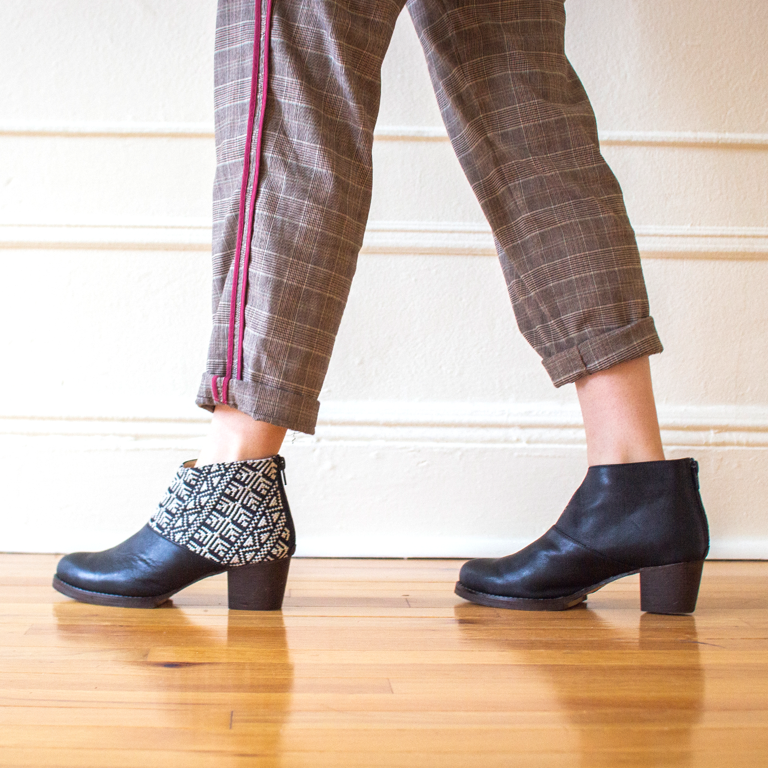 Salma Ankle Boot – Black & Ecru | Handcrafted Women’s Boots with Tatreez Embroidery.