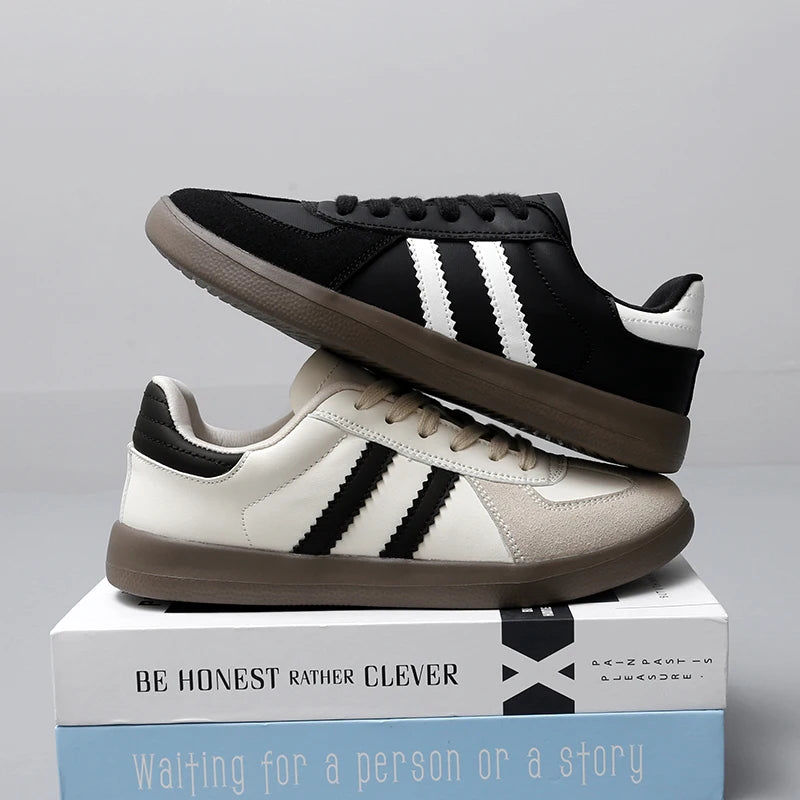 Premium Soft Leather Men's Casual Sneakers.