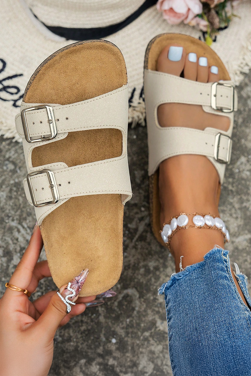 ✨ White Vintage Double Buckle Comfortable Sandals – Stylish Comfort All Day ✨.